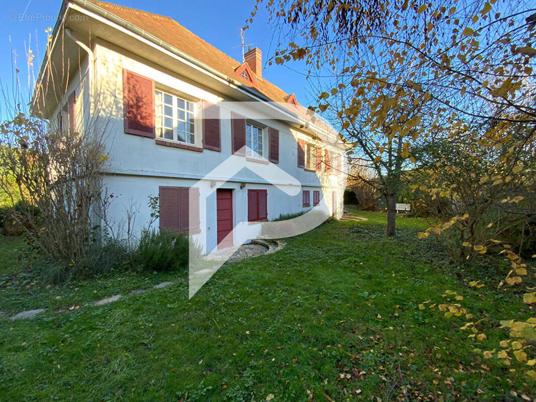 Maison à MAUREPAS