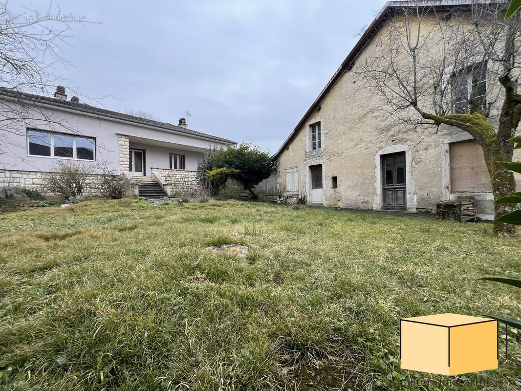 Maison à BELLEY