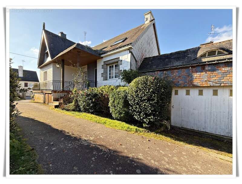 Maison à NOYAL-PONTIVY