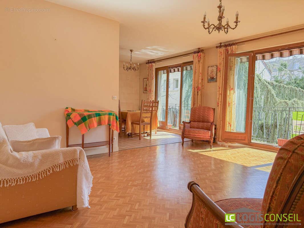 Appartement à FONTENAY-AUX-ROSES
