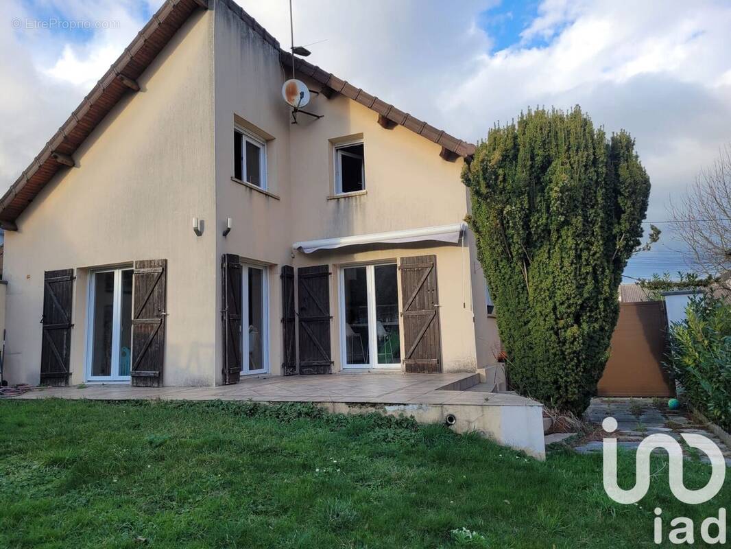Photo 1 - Maison à GOUSSAINVILLE