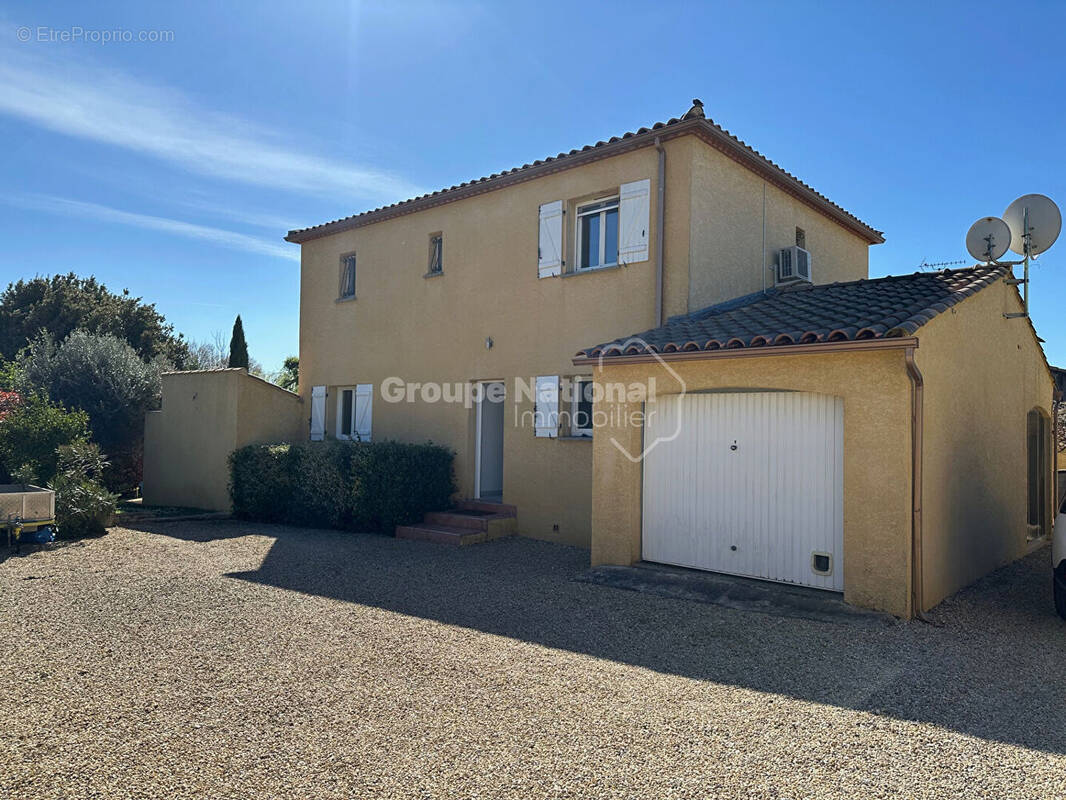 Maison à CLARENSAC