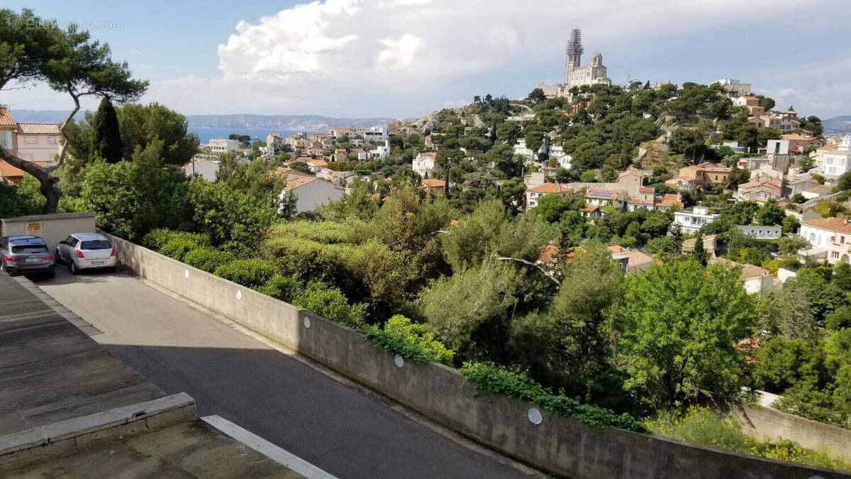 Appartement à MARSEILLE-7E