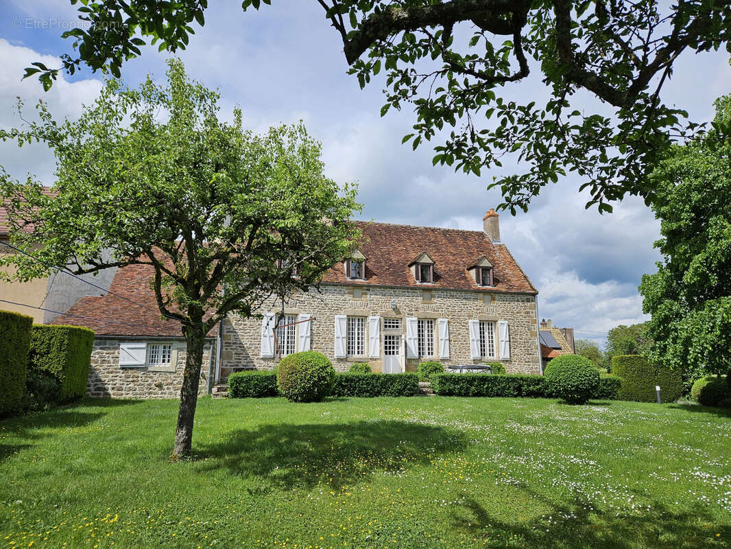 Maison à BEAUNE