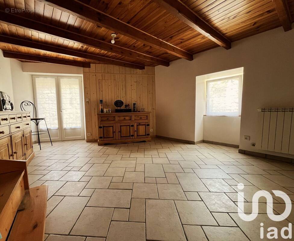 Photo 1 - Maison à SAINT-VICTOR