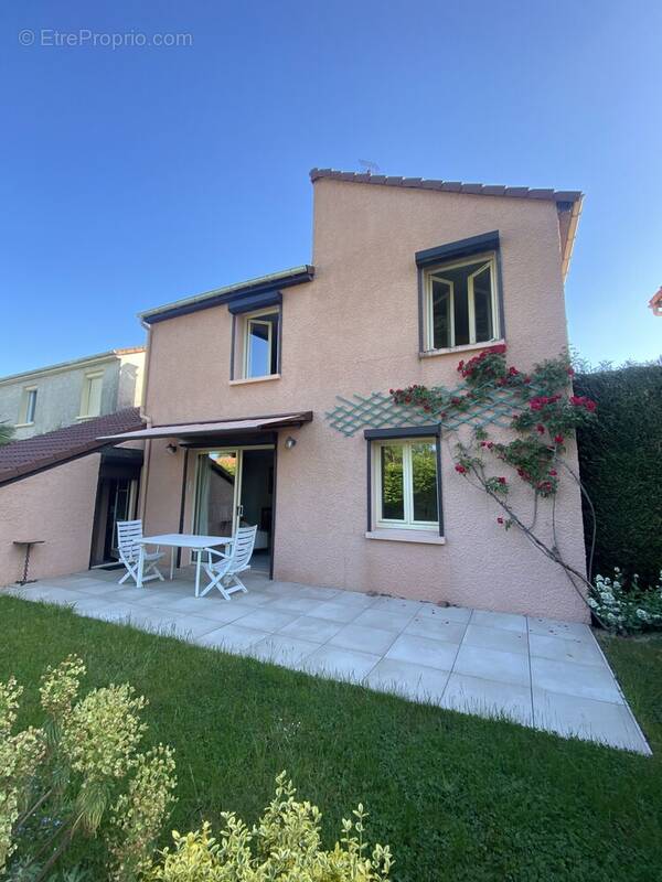 Photo 1 - Maison à EVREUX