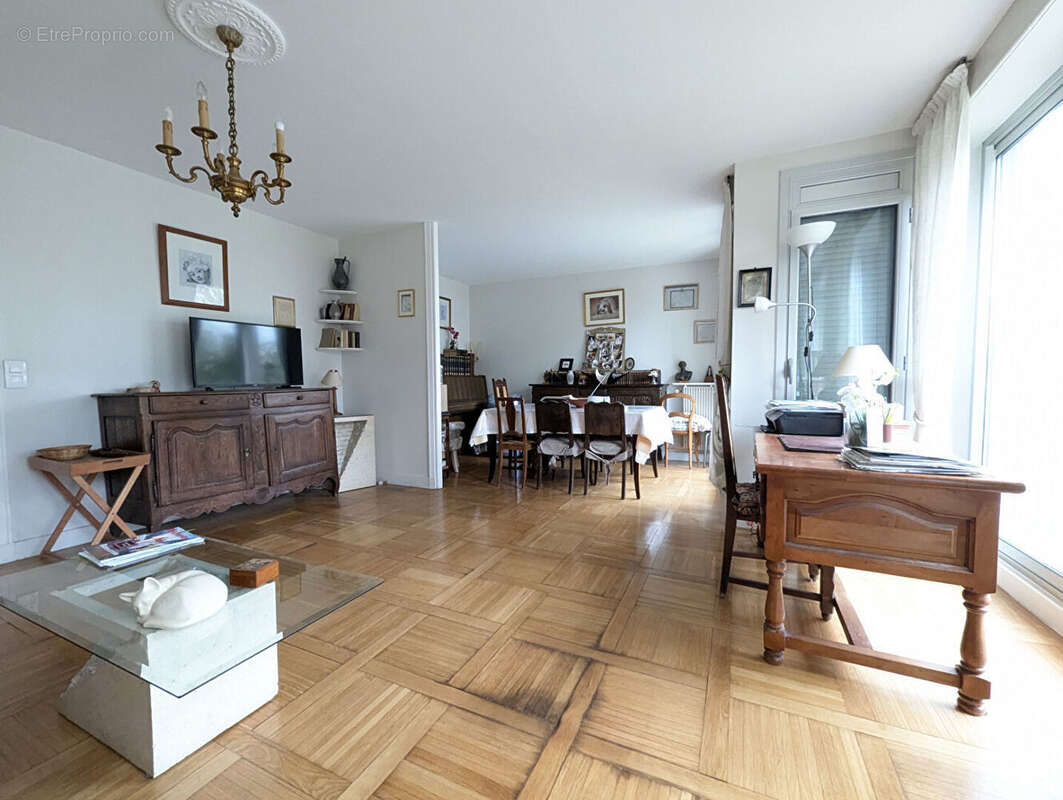 Appartement à FONTENAY-SOUS-BOIS