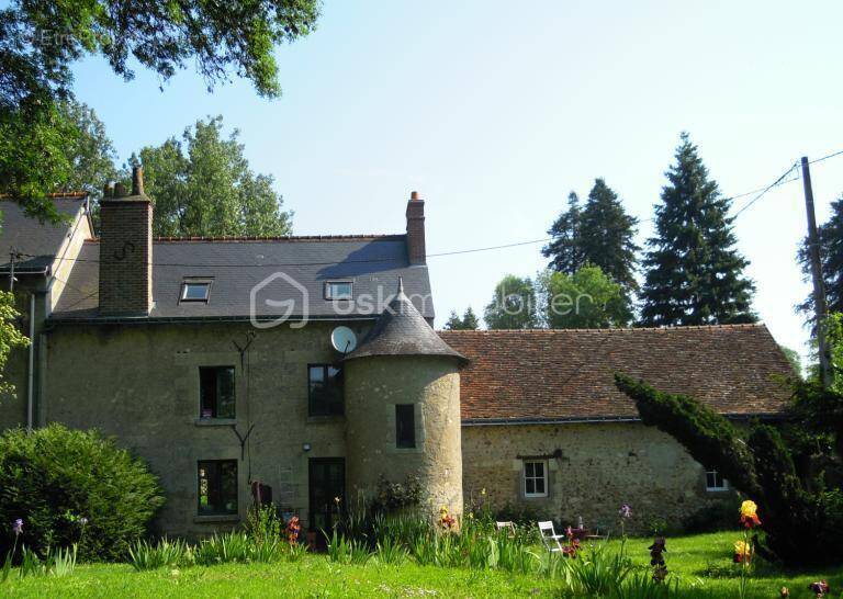Maison à REUGNY