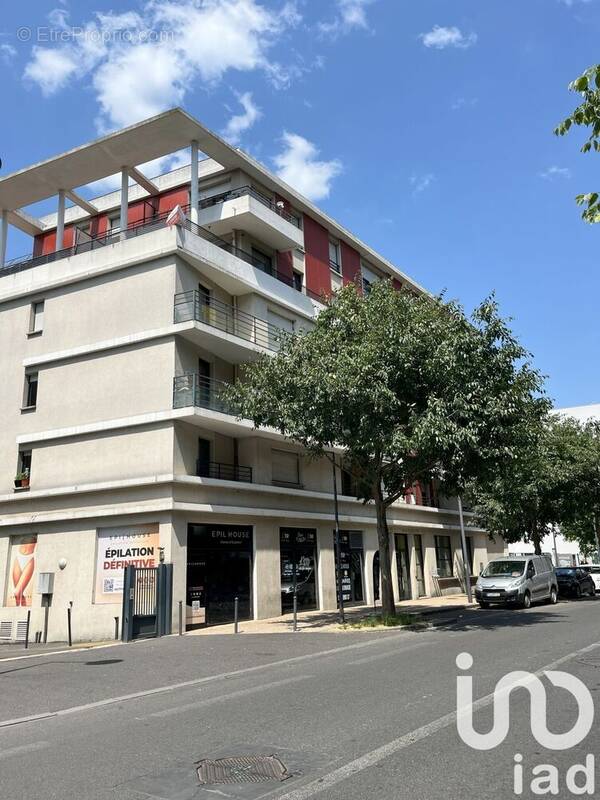 Photo 1 - Appartement à VILLENEUVE-LA-GARENNE
