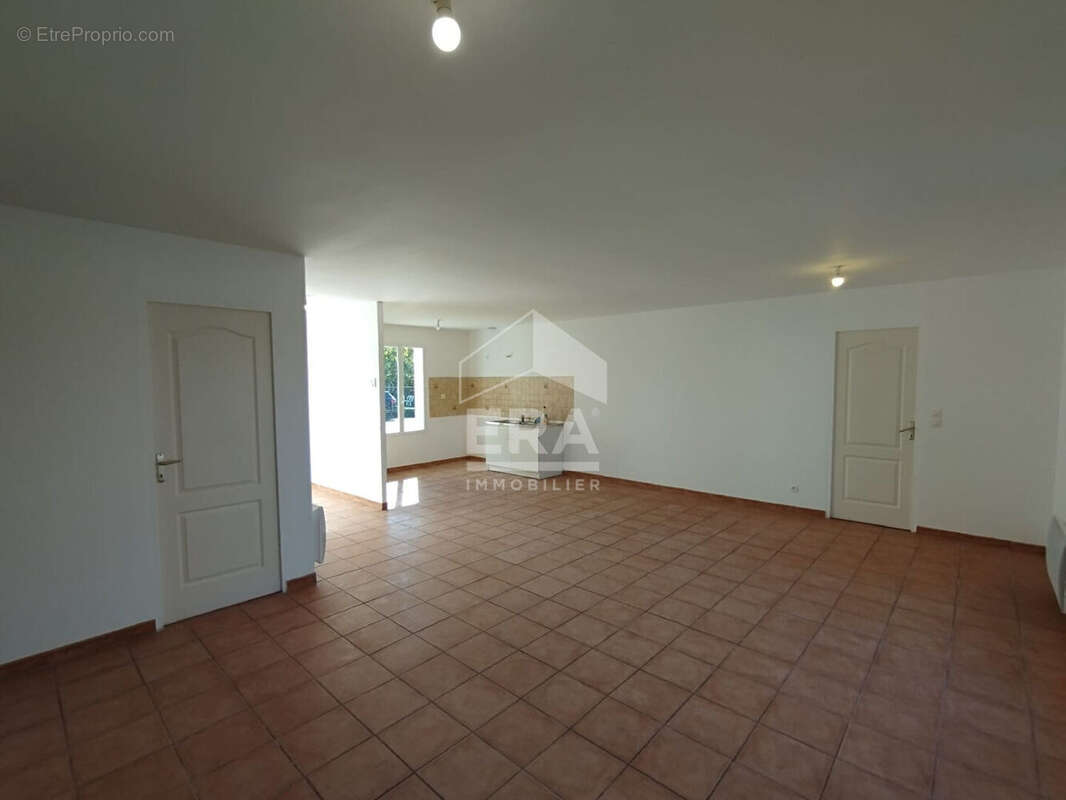Maison à GENSAC