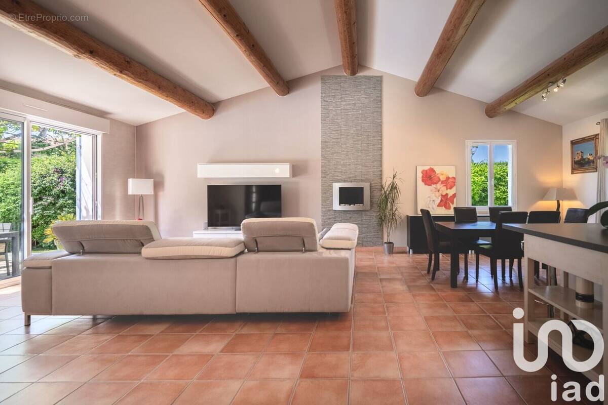 Photo 1 - Maison à ISTRES