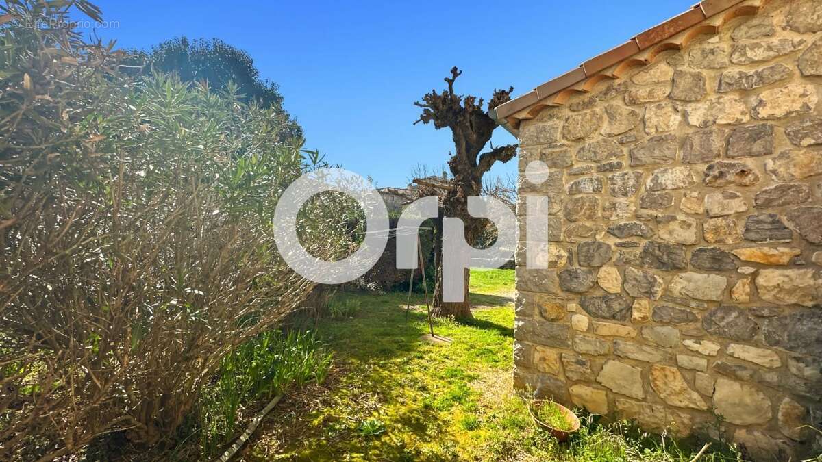 Maison à CHANDOLAS