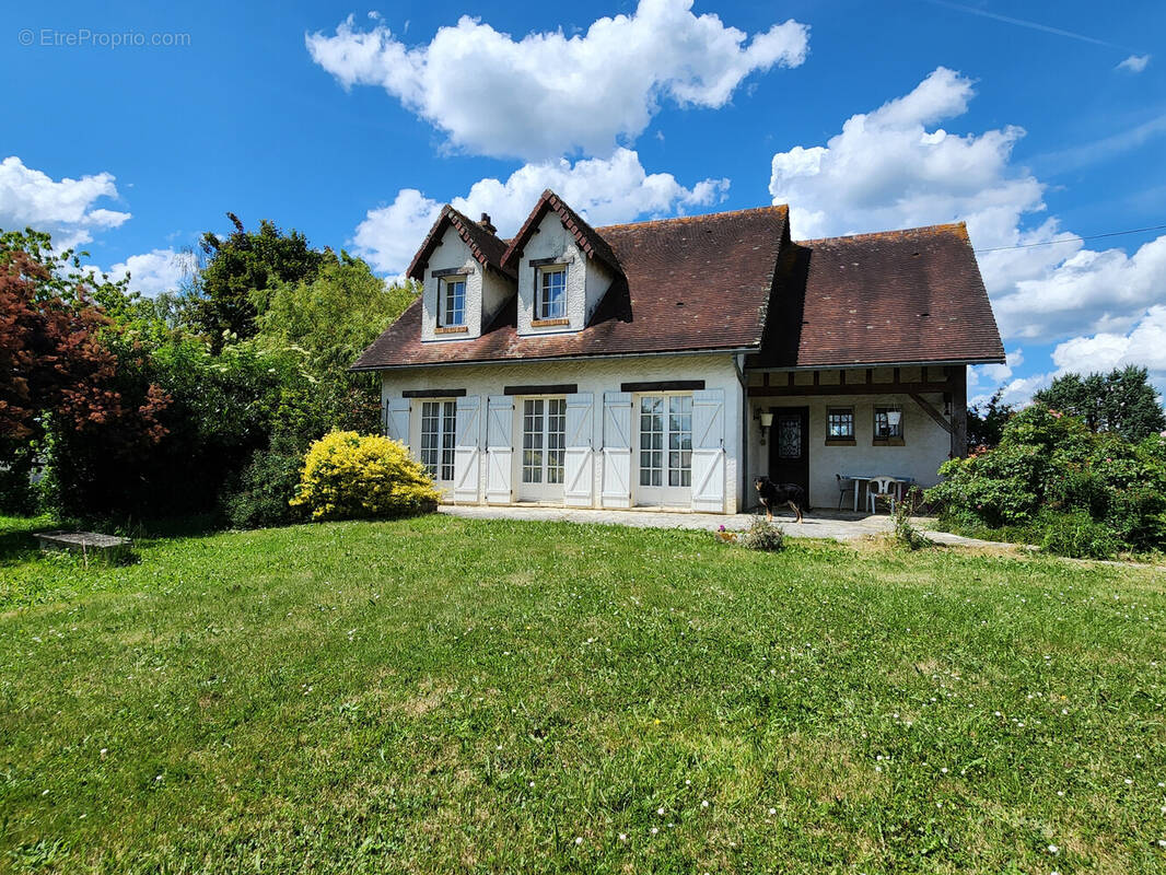 Maison à LINIERS