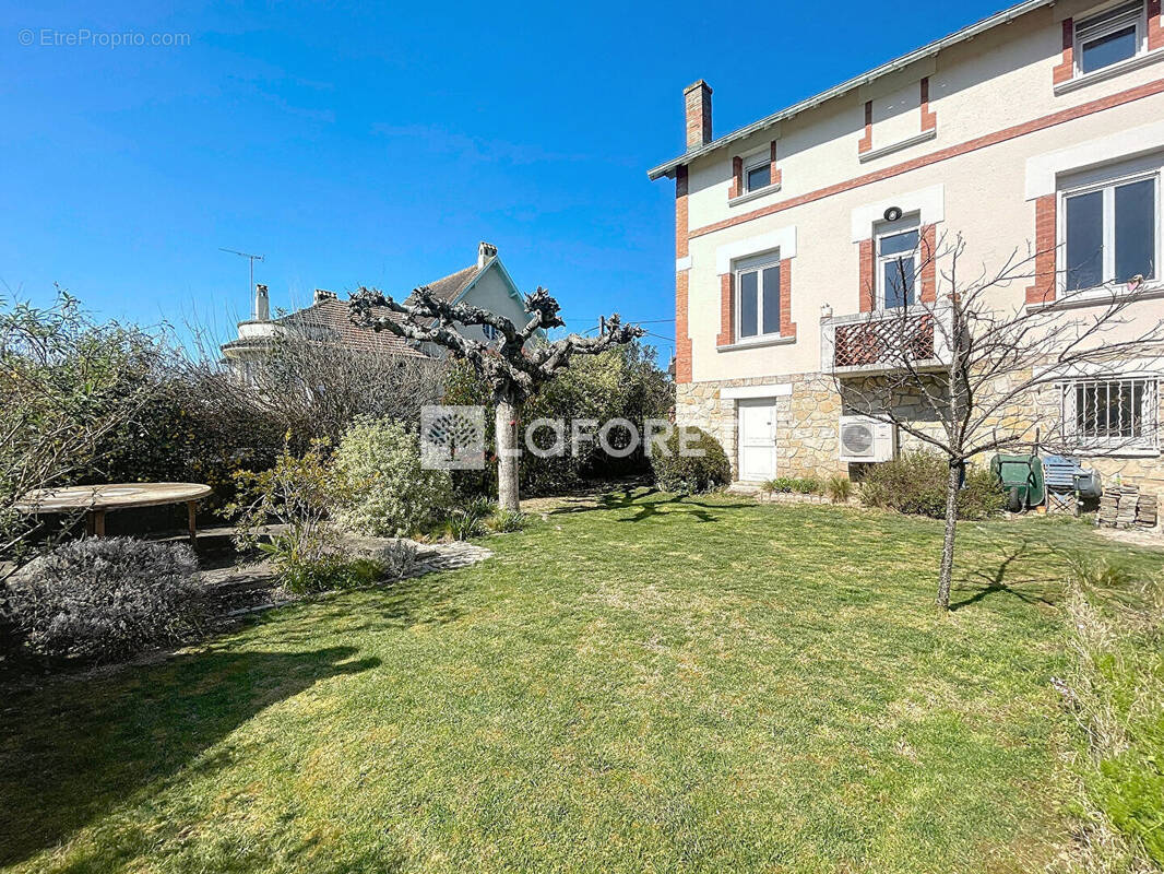 Maison à MOISSAC