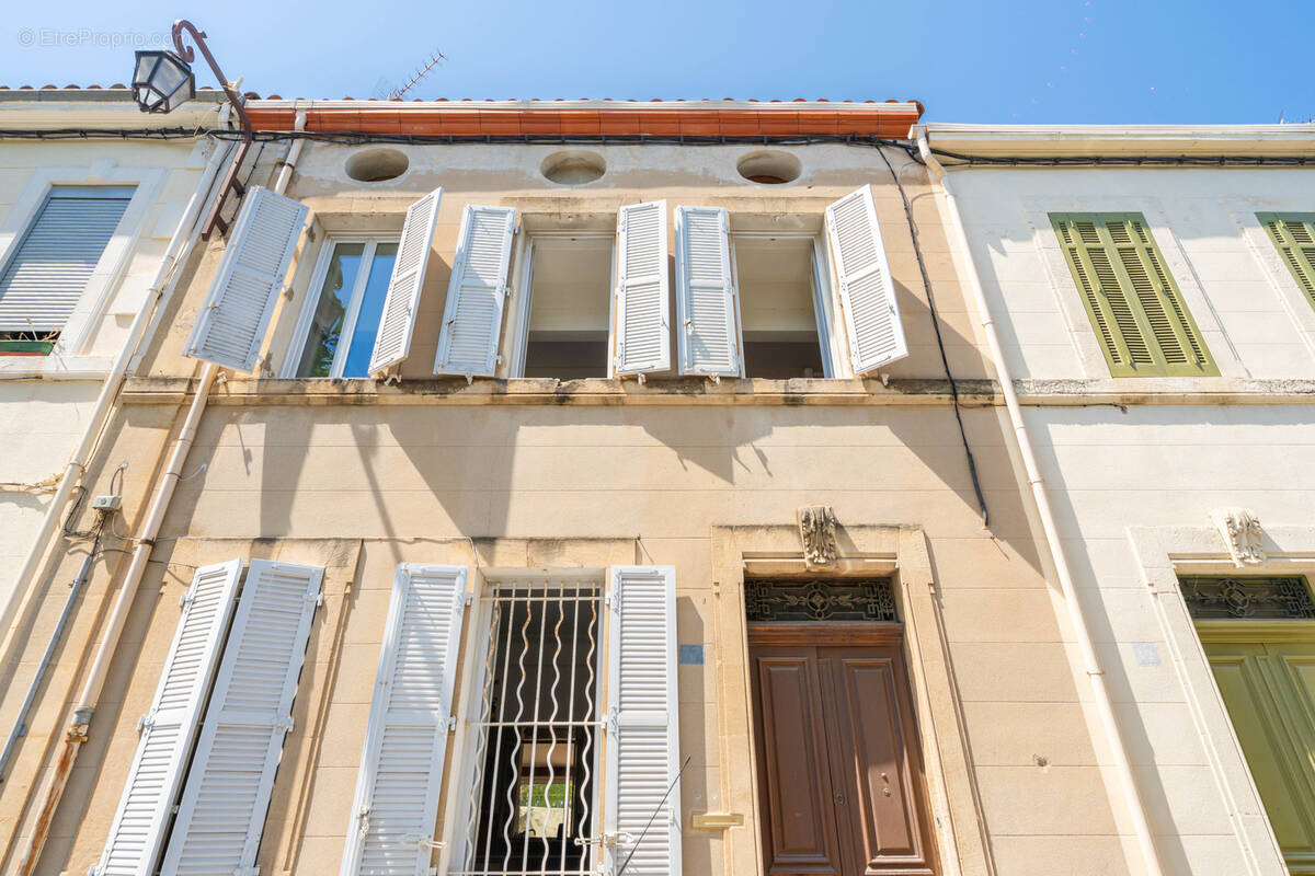 Maison à MARSEILLE-8E