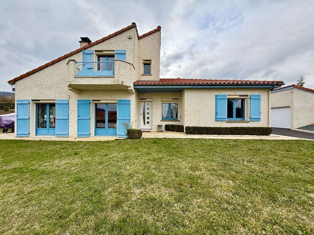 Maison à CHANONAT