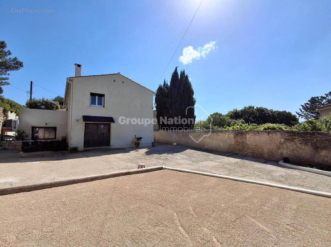 Maison à MONTFRIN