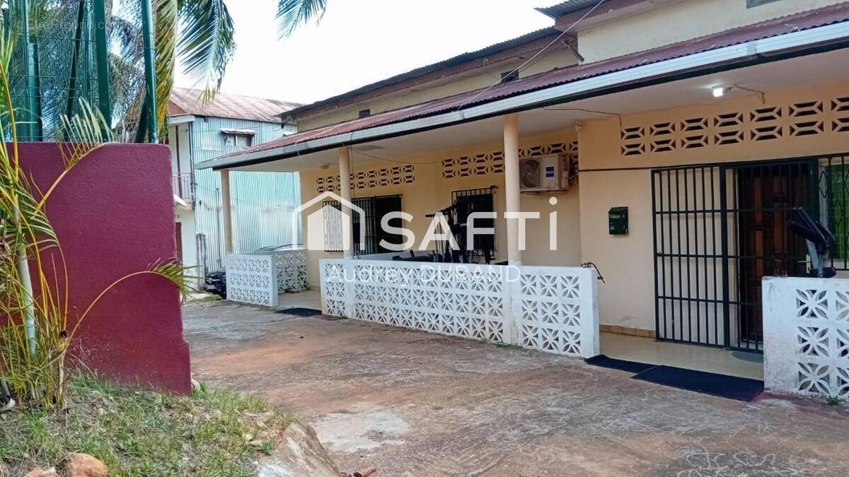 Photo 1 - Appartement à CAYENNE