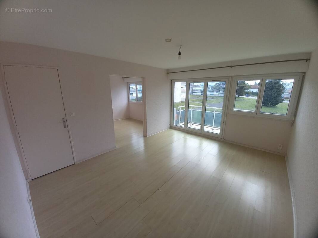 Appartement à COGNAC