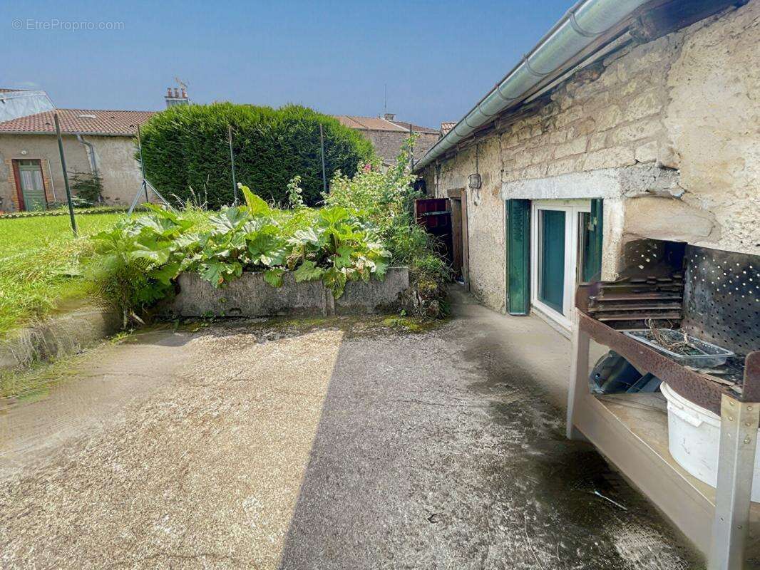 Maison à DARNEY