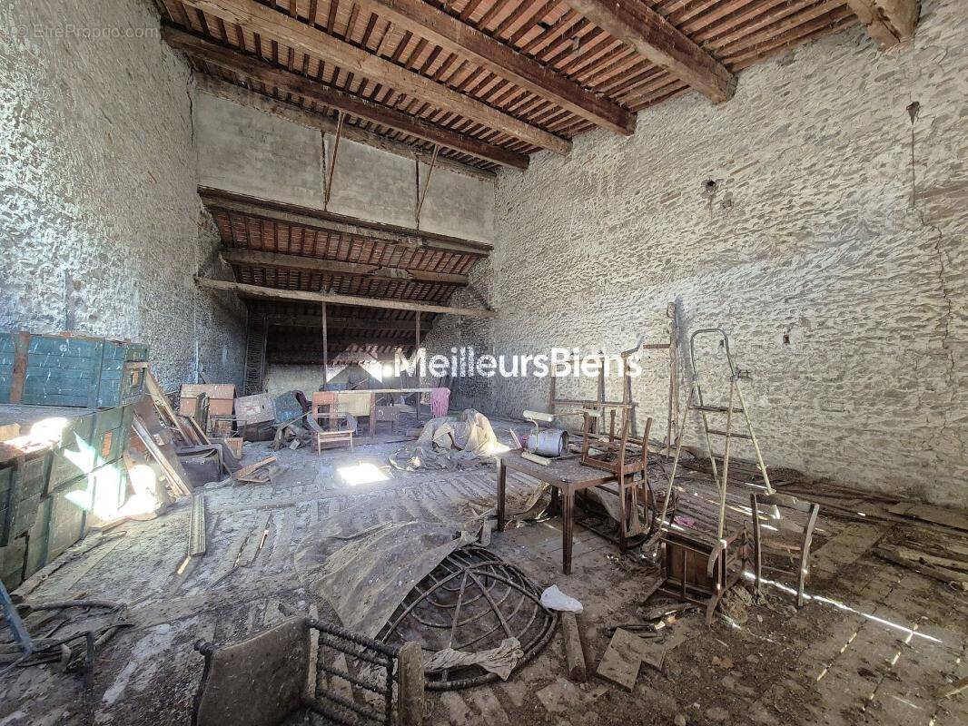 Maison à MILLAS