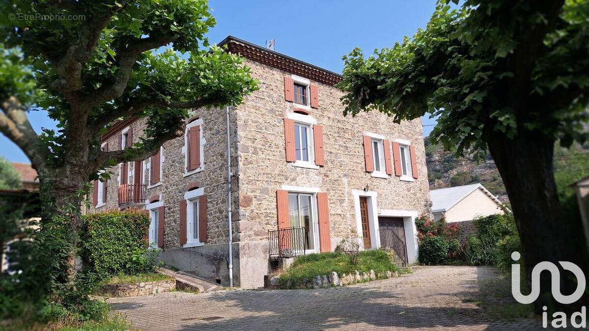 Photo 1 - Maison à SARRAS