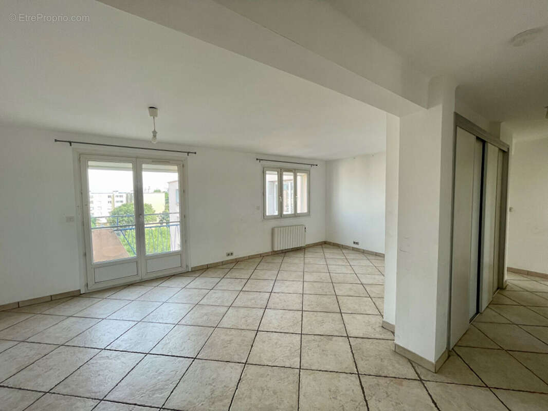 Appartement à NIMES