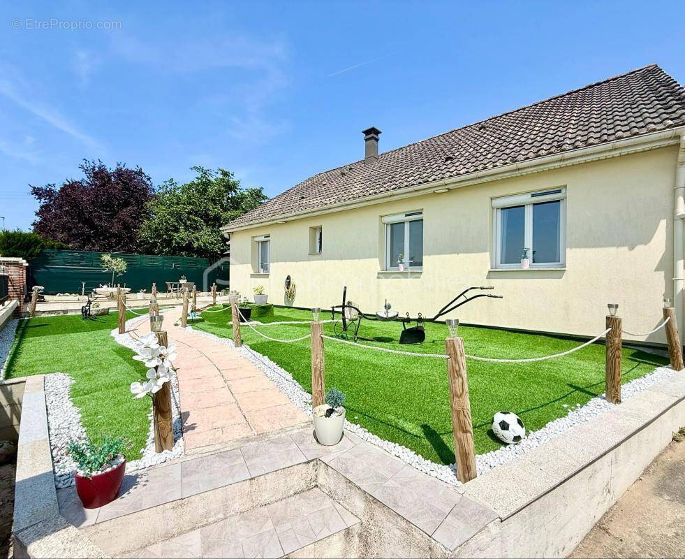 Maison à SAINT-CREPIN-IBOUVILLERS