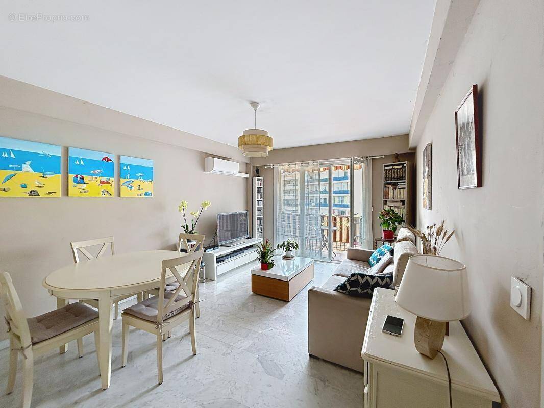 Appartement à CAGNES-SUR-MER