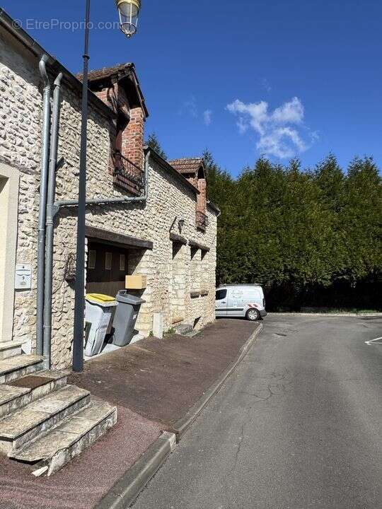 Maison à ETAMPES