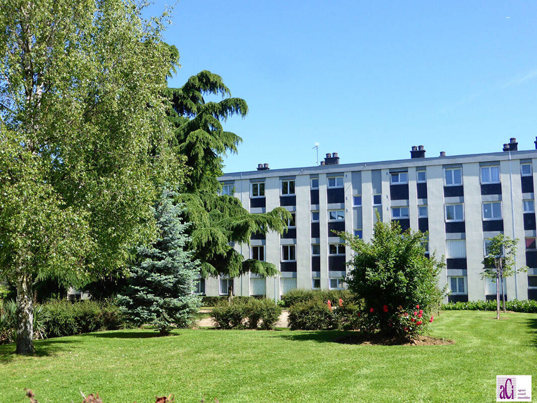 Appartement à L&#039;HAY-LES-ROSES