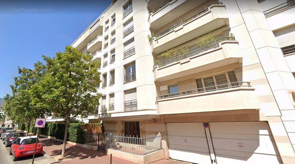 Appartement à LEVALLOIS-PERRET