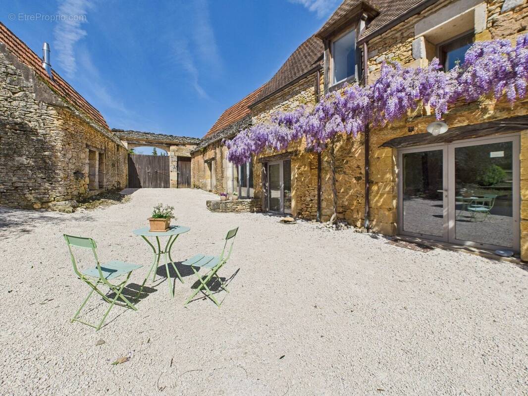 Maison à SAINT-CYPRIEN
