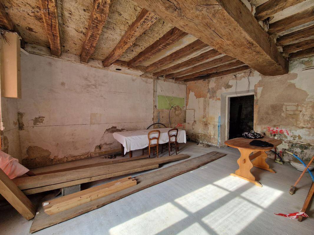 Maison à VILLENTROIS