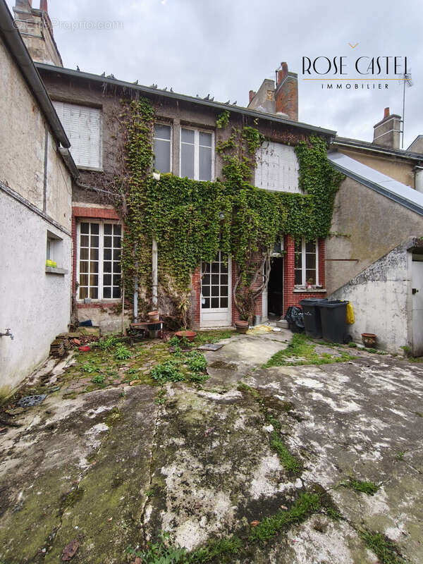 Maison à CHATEAUDUN