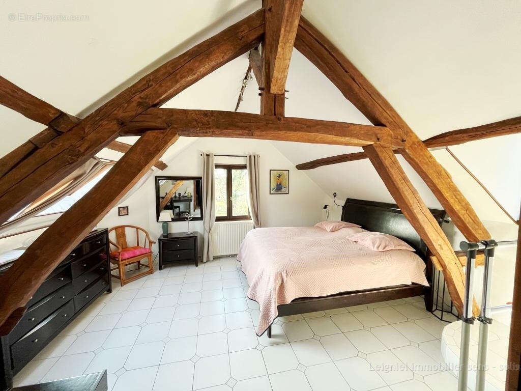 Maison à FONTAINEBLEAU