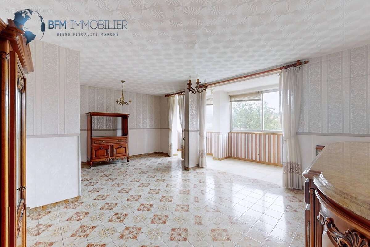 Appartement à SEPTEMES-LES-VALLONS