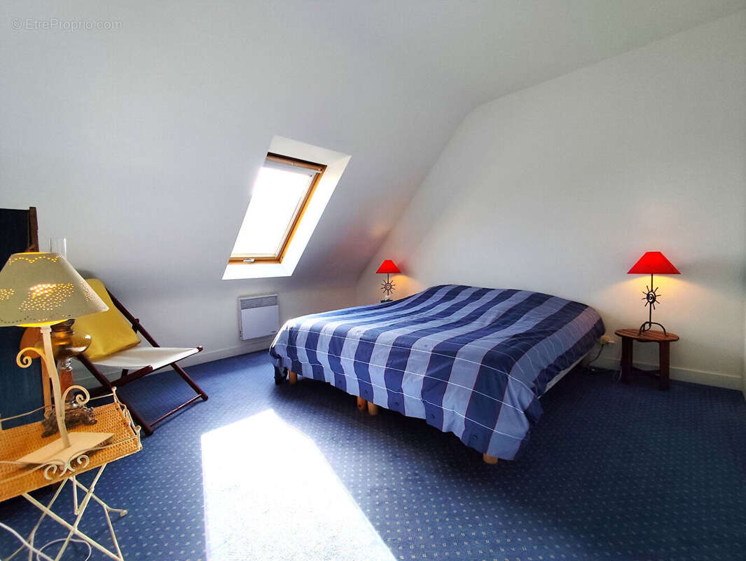 Maison à COMBRIT