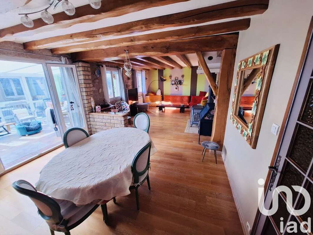 Photo 3 - Maison à SAINT-LUBIN-DES-JONCHERETS
