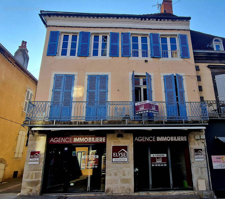Appartement à SAINT-POURCAIN-SUR-SIOULE
