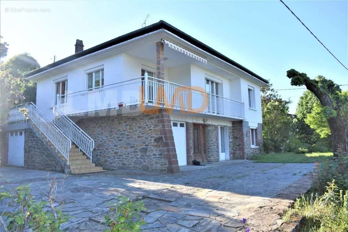 Maison à AUBIN