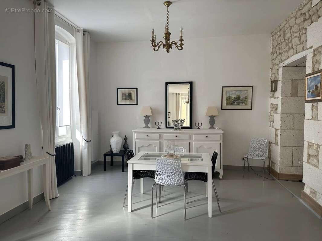 Maison à CHALAIS
