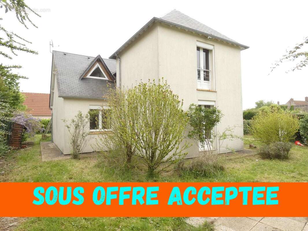 Maison à FEROLLES