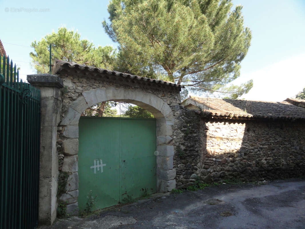 Maison à LES MAGES