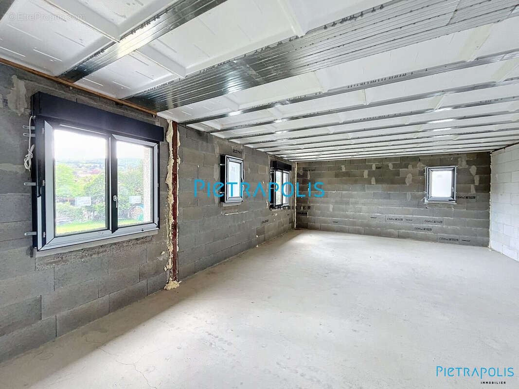 Appartement à LUCENAY