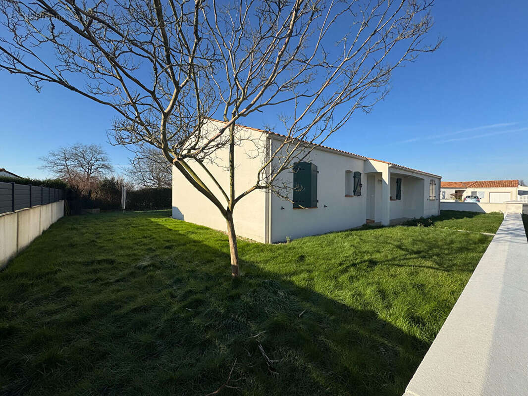 Maison à AIZENAY