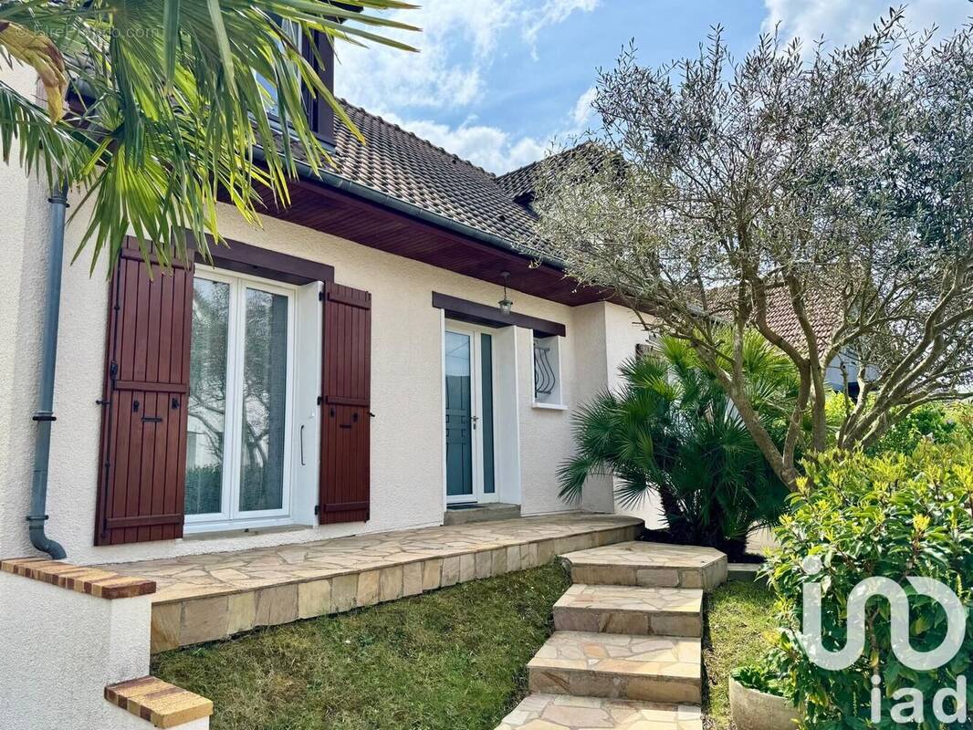 Photo 1 - Maison à SAVIGNY-SUR-ORGE