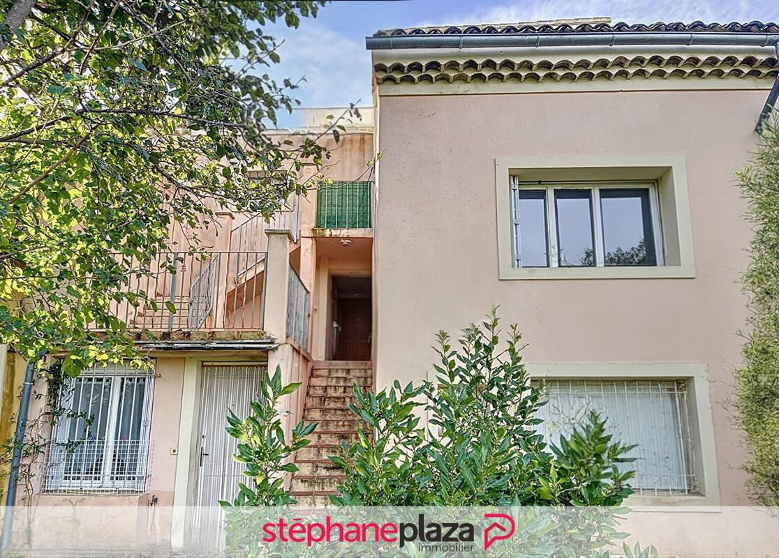 Appartement à SAINTE-CECILE-LES-VIGNES