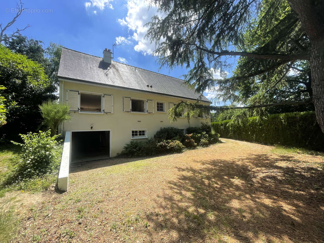 Maison à AVRILLE