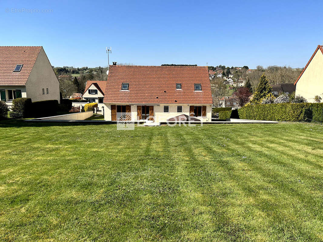 Maison à TESSANCOURT-SUR-AUBETTE